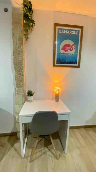 La + Belle Chambre Voutee Au Coeur De 몽펠리에 외부 사진